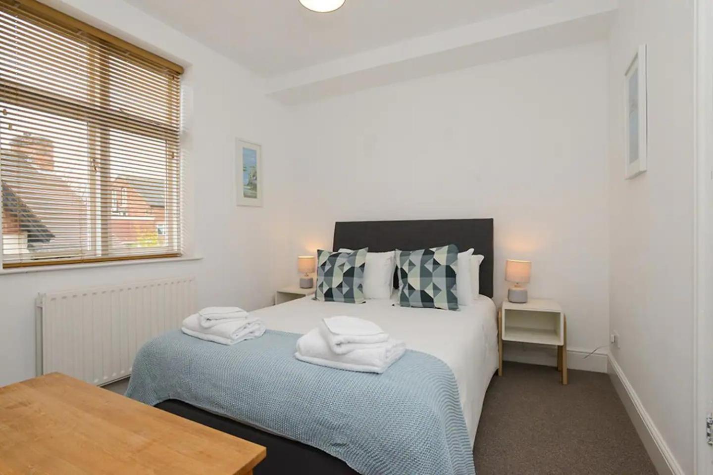 The Dagmar Grove Apartments Nottingham Esterno foto