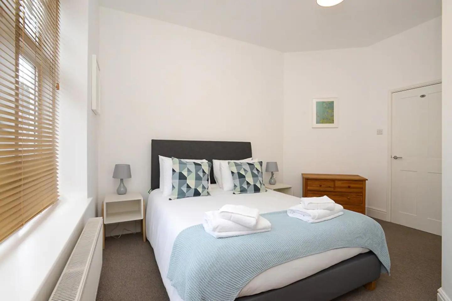 The Dagmar Grove Apartments Nottingham Esterno foto